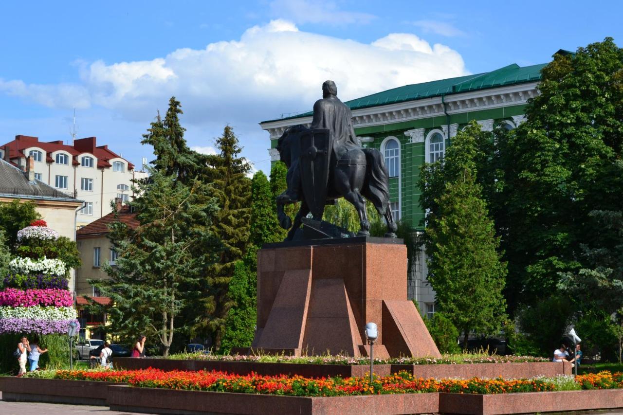 Art Apartment Тернопіль Екстер'єр фото