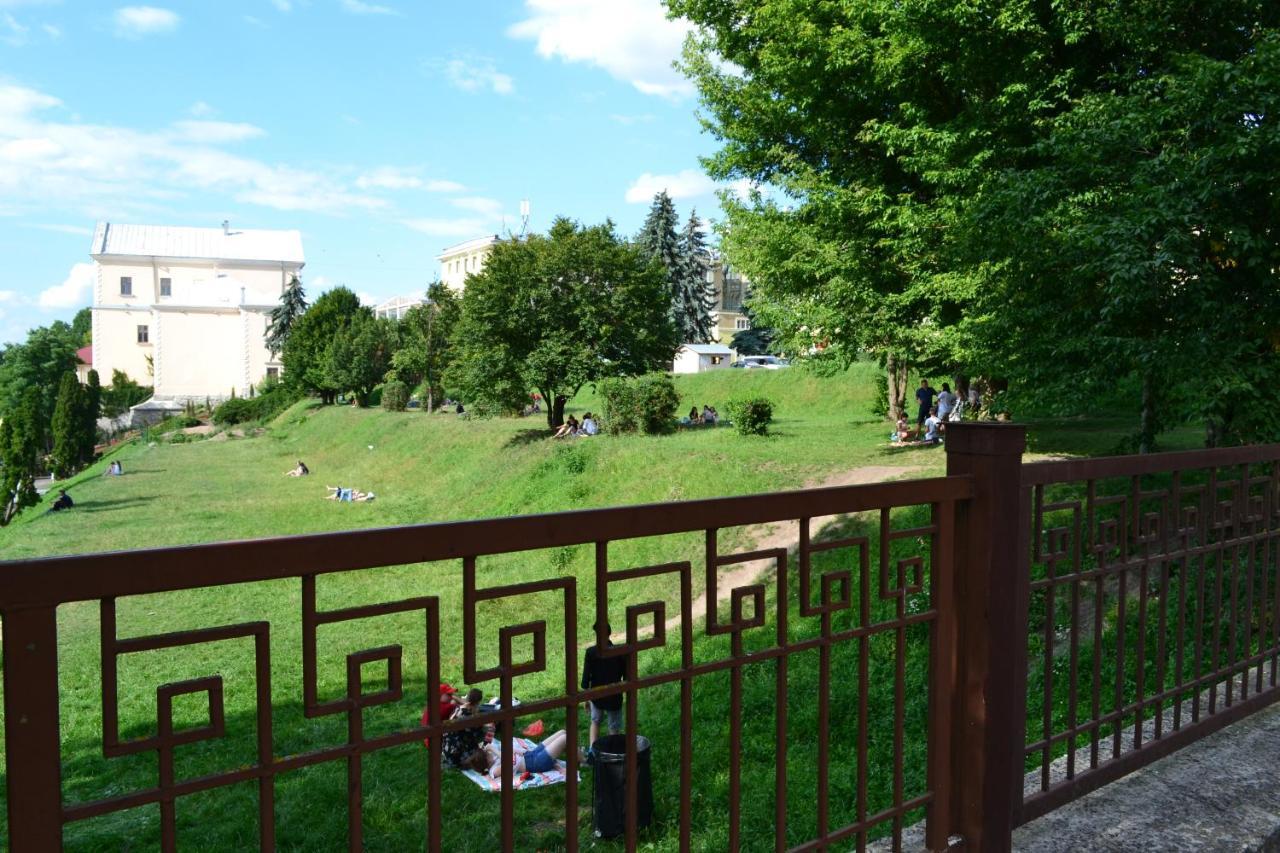 Art Apartment Тернопіль Екстер'єр фото